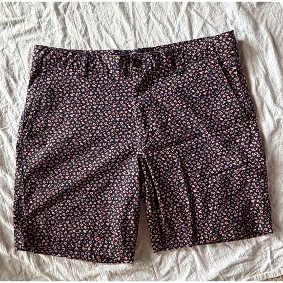 The Original Ben Sherman Men's Navy Blue Shorts 33" Waist - Picture 1 of 9